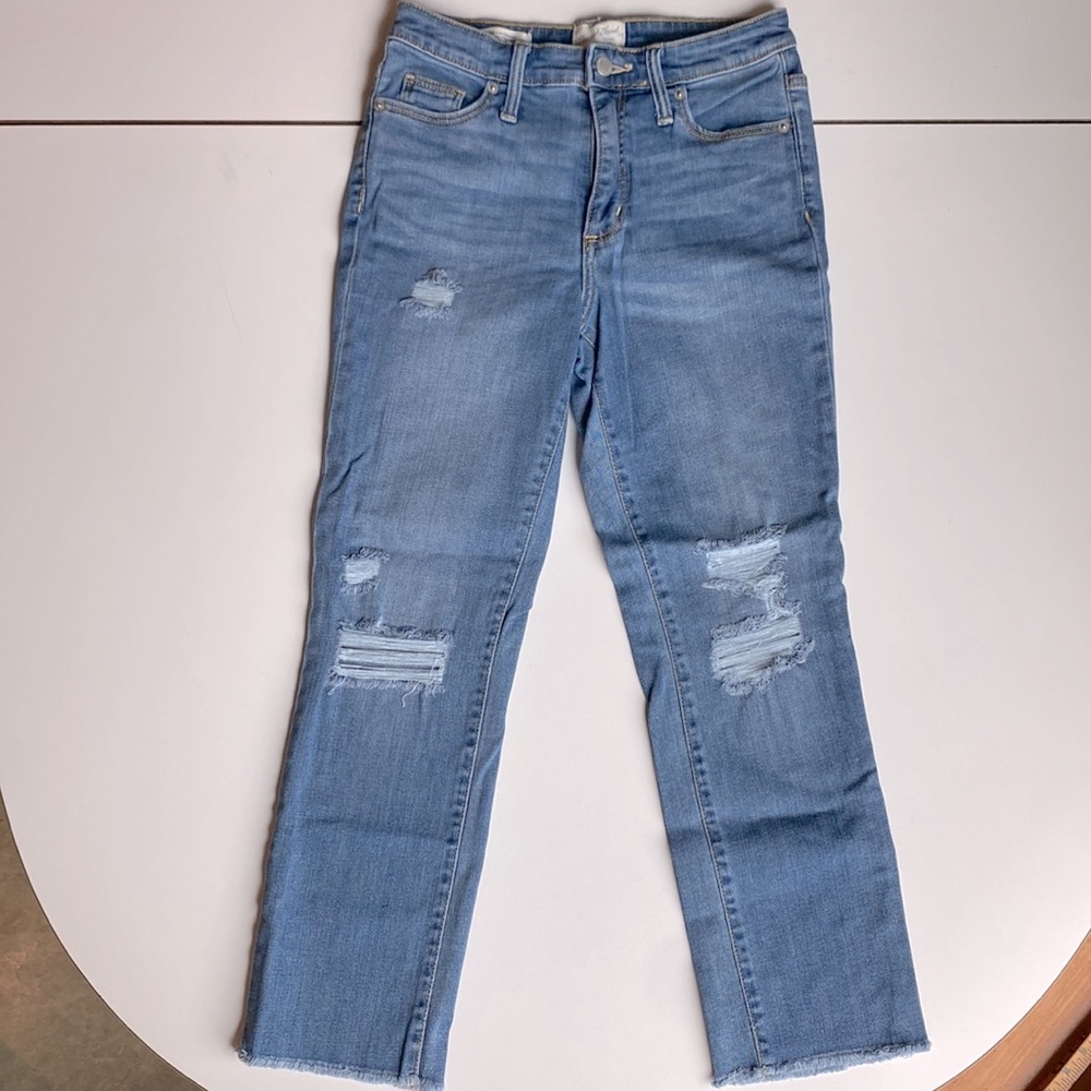 Universal Thread goods co. High rise slim straight 👖 - Picture 3 of 9